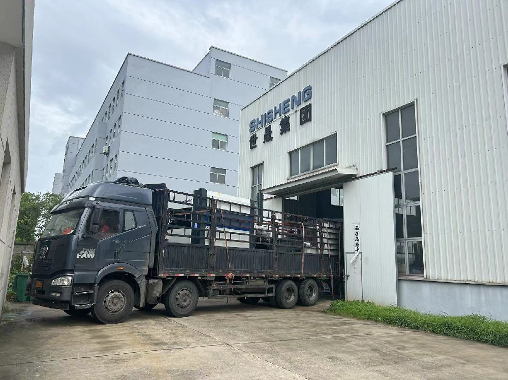 “蒸”戰(zhàn)高溫發(fā)貨忙，全力以赴保交付